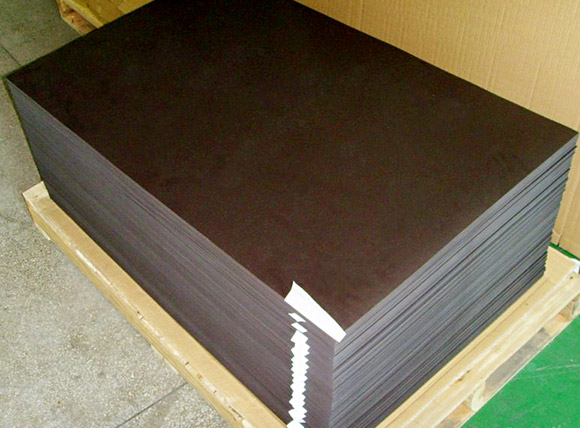 Non halogen magnetic sheet